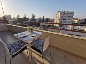 Prime Location - City & Beach - Fast Internet 100-25 mbps - Spacious & Cozy